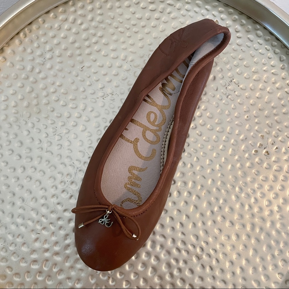 NWOT! Sam Edelman brown leather flats! NEVER WORN!